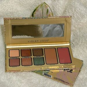 (NIB) - Pretty In Paradise Face & Shadow Palette - Violet Voss